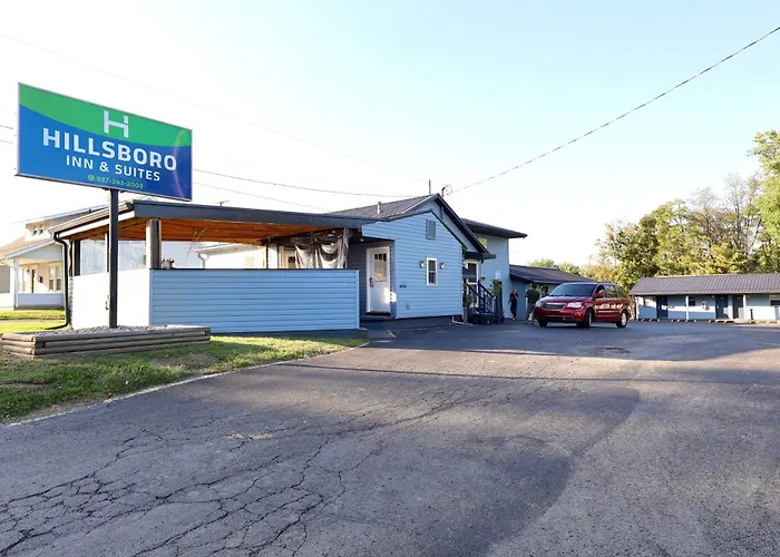Hillsboro Inn & Suites