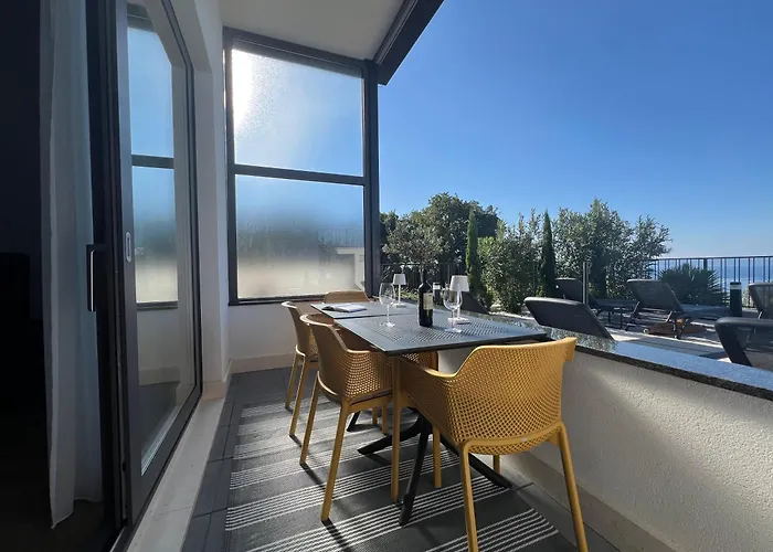 Dinora Exclusive Apartments