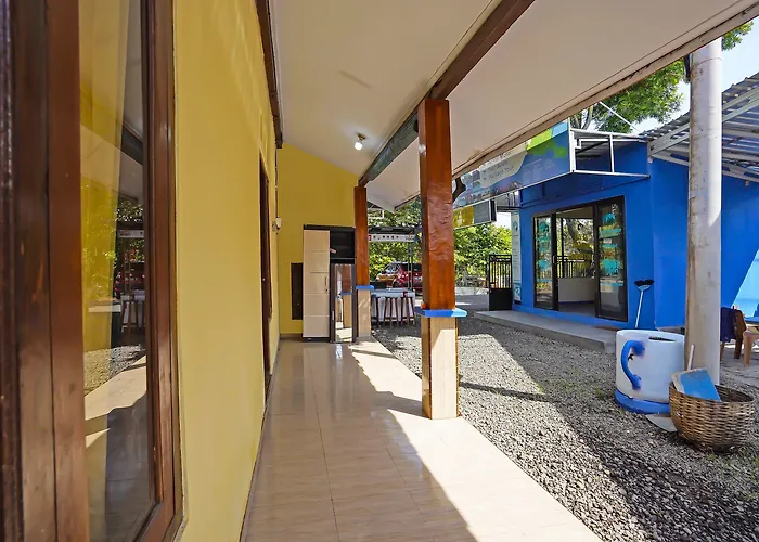 Hotel O Sobat Ijen Traveller Homestay