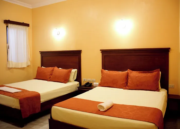 Hostal California Inn
