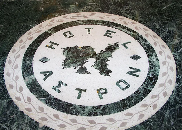 Hotel Astron