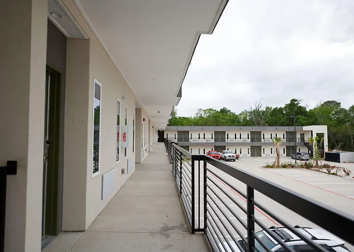Crystal Inn