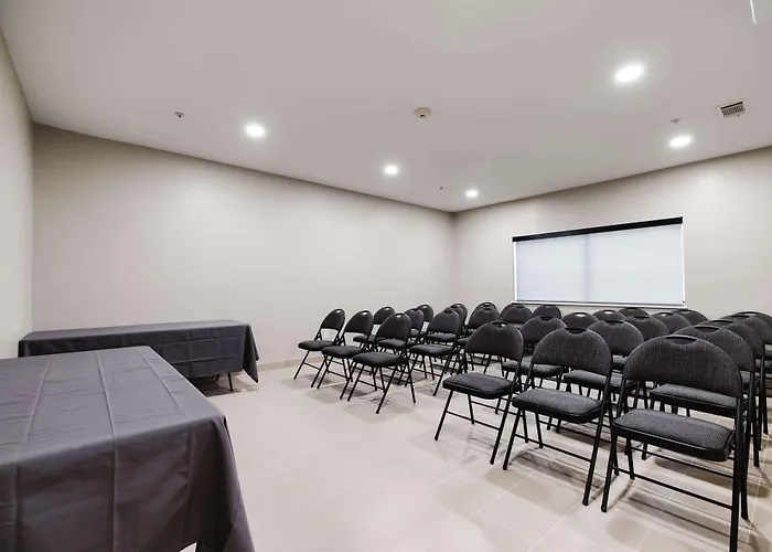 Surestay Studio By Best Western Conroe Downtown