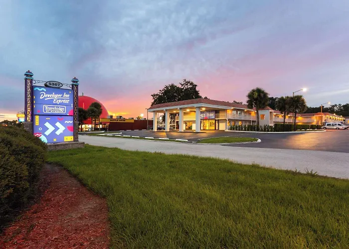 Travelodge By Wyndham Orlando Lake Buena Vista South