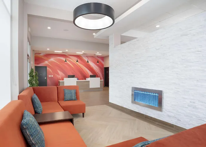Best Western Plus Mobile Inn&Suites