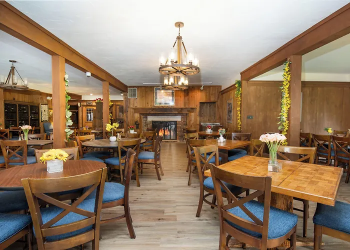 Grey Bonnet Inn