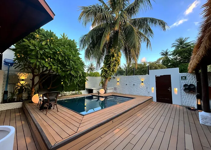 Atholhu Residence