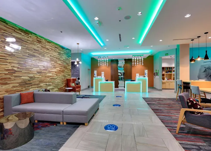 La Quinta Inn & Suites By Wyndham Lakeway