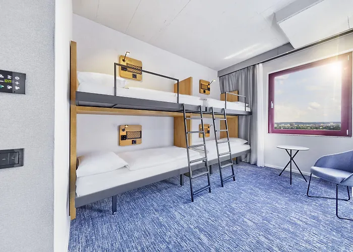 Sunday Hotel Duesseldorf Seestern