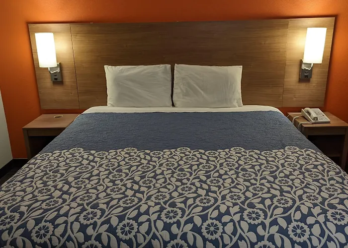 Budget Host Inn