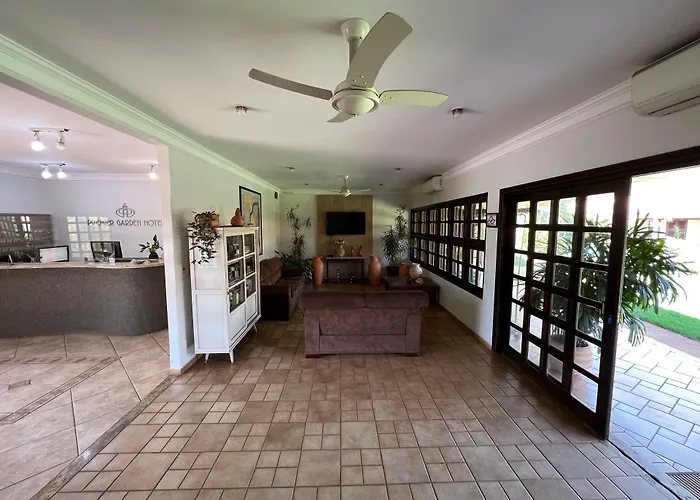 Premier Garden Hotel
