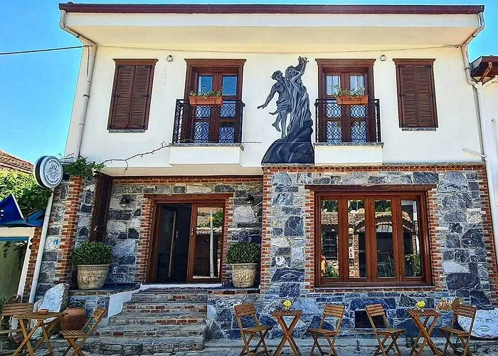In Ephesus Hotel And Art Galery