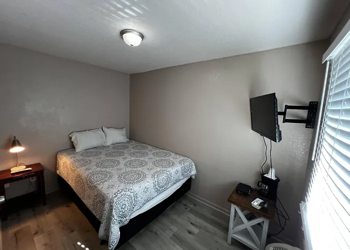 Bolivar Peninsula Beach hotels