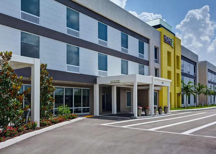 Home2 Suites By Hilton Naples I-75 Pine Ridge Road
