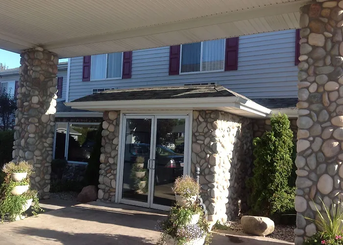 Super 8 By Wyndham St. Ignace