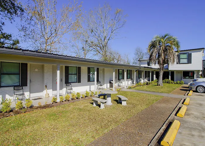 Oyo Hotel Sulphur La Hwy 90 West