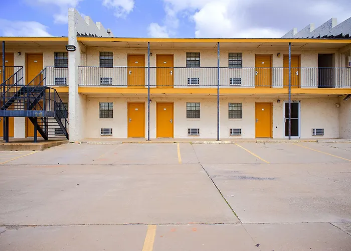 Duncan Inn By Oyo, Ok - Hwy 81 Near Chisholm Casino