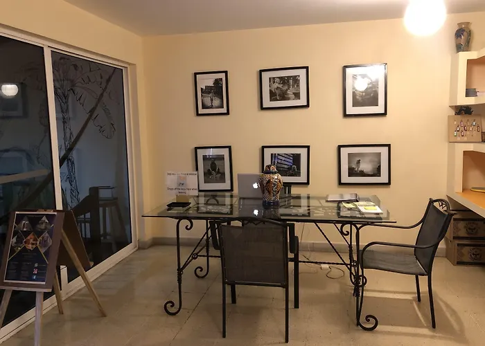 Los Nardos Hostel -Pet Friendly-