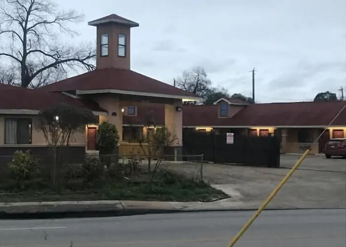 Southtown S.A. Inn