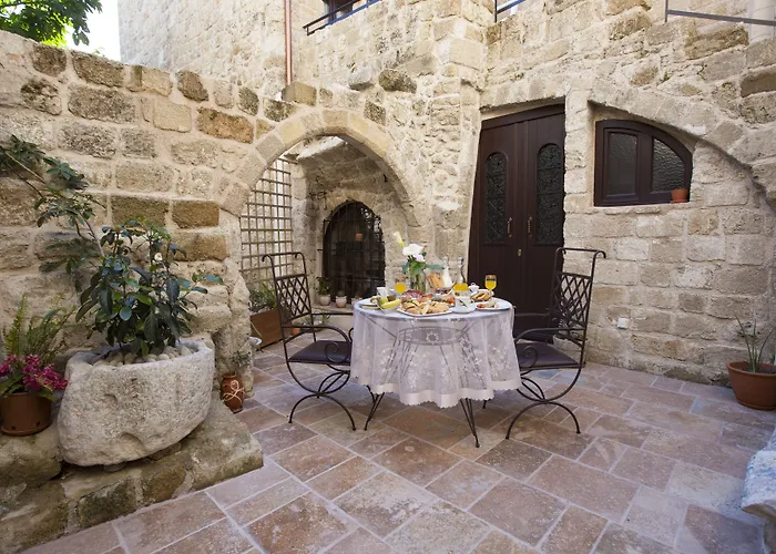 Porolithos Boutique Hotel