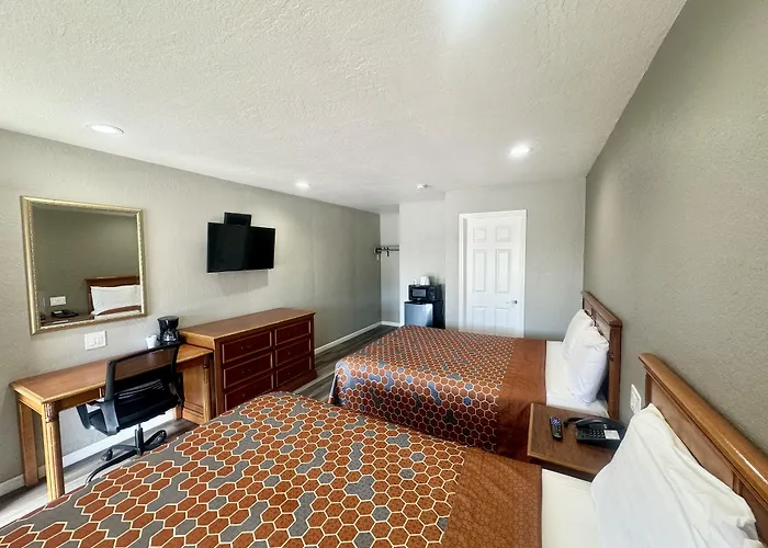 Villa Court Inn Oroville