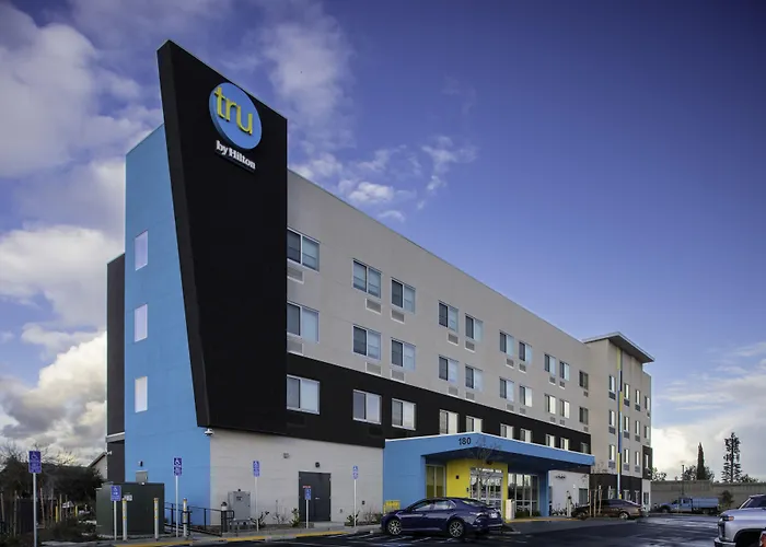 Tru By Hilton Manteca