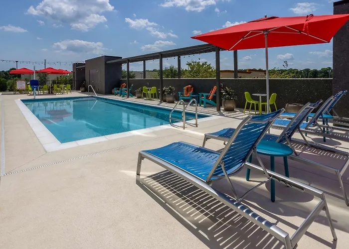 Tru By Hilton Pensacola Airport Medical Center