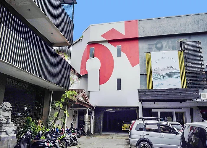 Hotel O Makassar Near Mall Panakukkang Formerly Sayang Home Stay