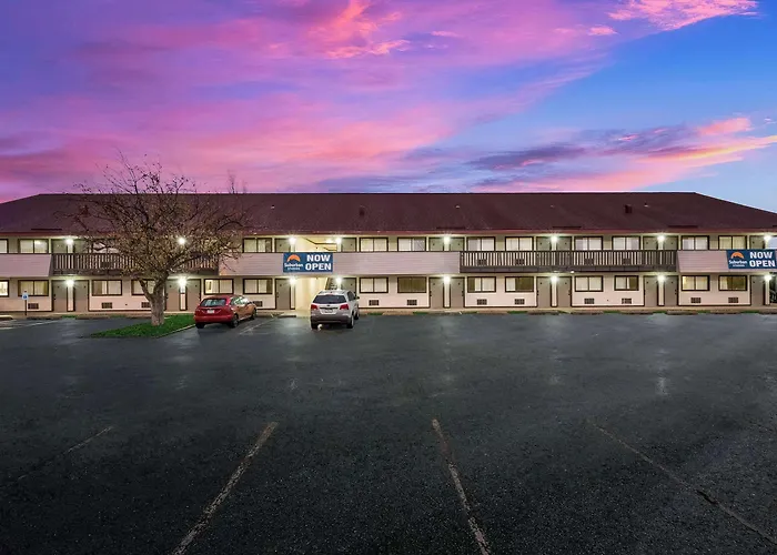 Suburban Studios Peoria