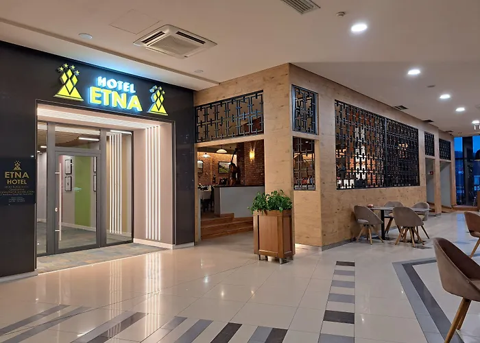 Hotel Etna