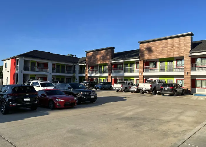 Scottish Inns & Suites - Kingwood