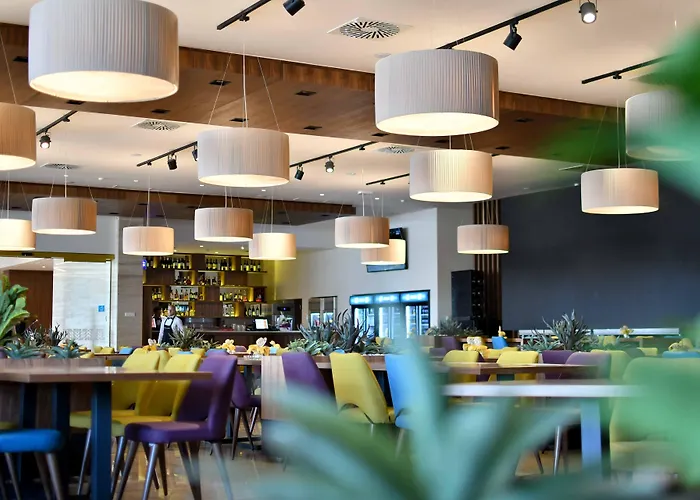 Hotel Nais