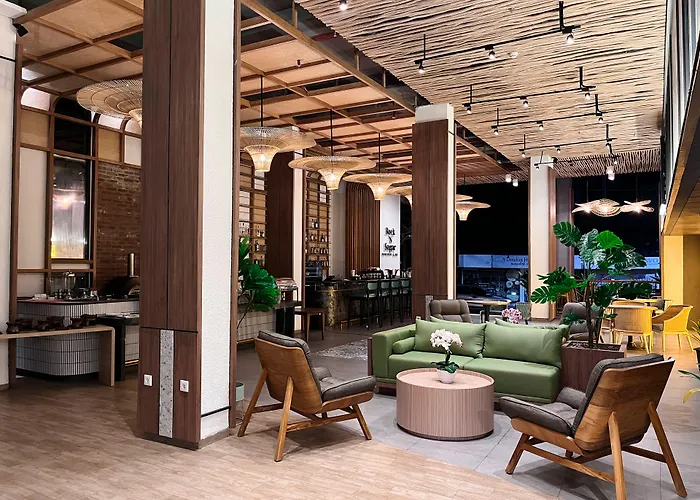 Luminor Hotel Legian Seminyak - Bali