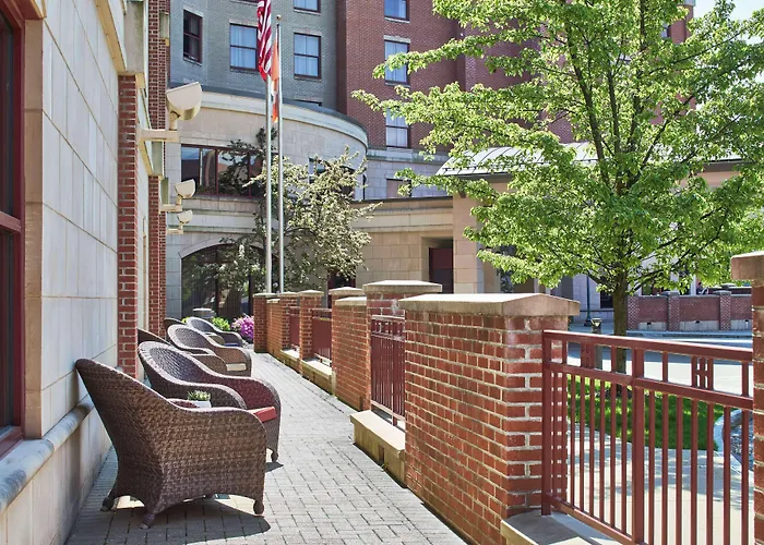 Hampton Inn & Suites Saratoga Springs Downtown
