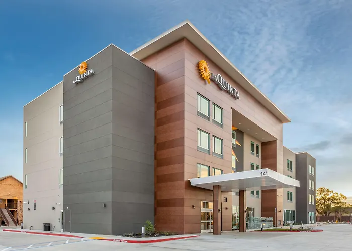 La Quinta Inn & Suites By Wyndham Galt Lodi North
