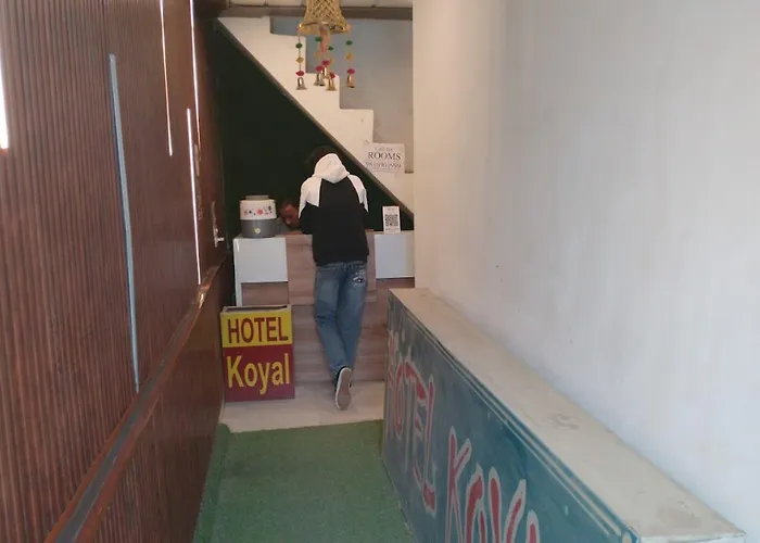 Goroomgo Hotel Koyal Mandi