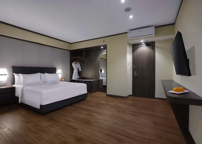 Harper Premier Nagoya Batam