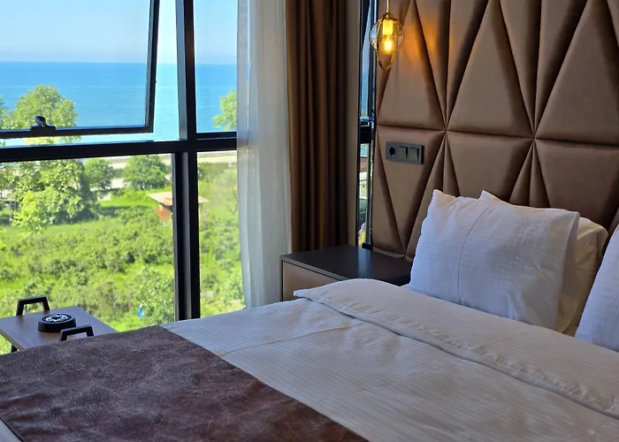 Ayatoure Hotel