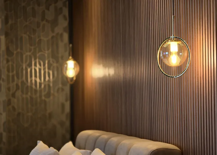 Ayatoure Hotel