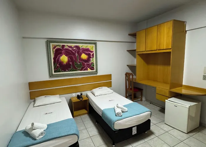 Hotel Gemeos
