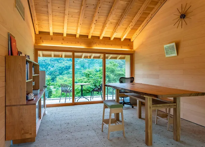 Katada Lodge & Villa