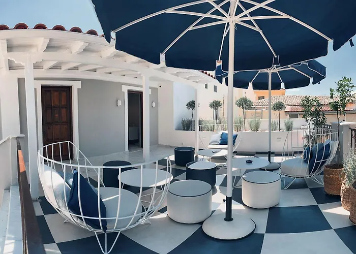 Blue Luxury Suites