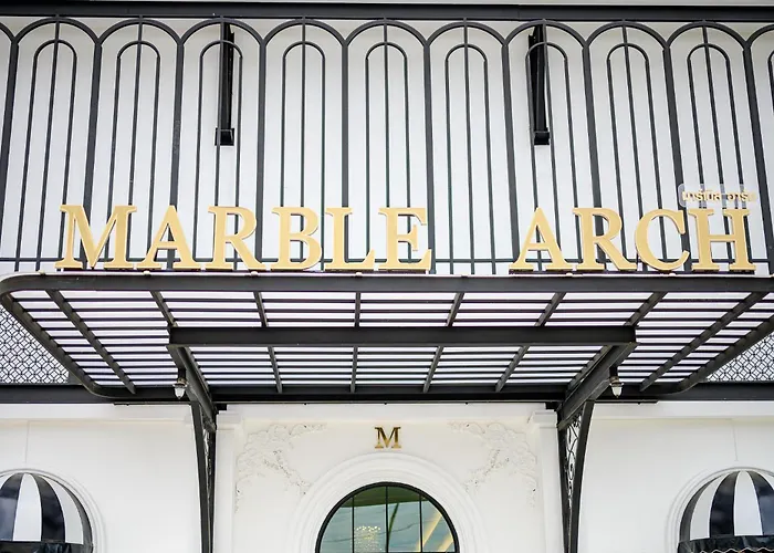 Marble Arch De Loei Hotel