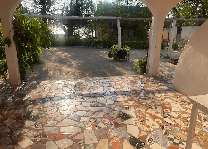 Villa Maroloko