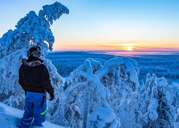 Ruka Trek Gasthaus & Hard Trek Cafe