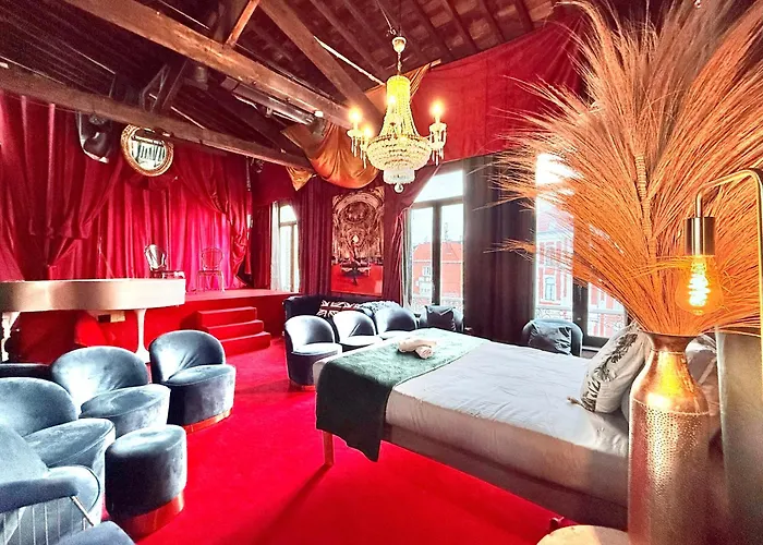 10 Tres Grande Chambre Insolite Double Volume Xl, Proximite Gare De Tourcoing