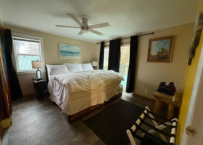 Eddys Motel