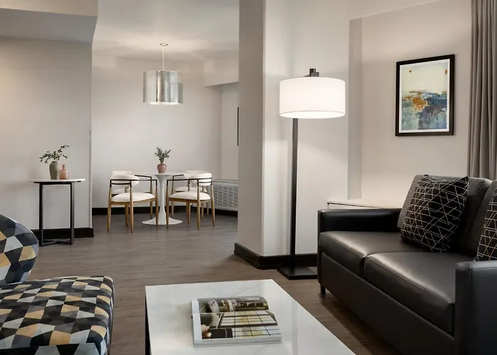 Crowne Plaza Seattle - No Resort Fee - Newly Renovated Ihg Hotel