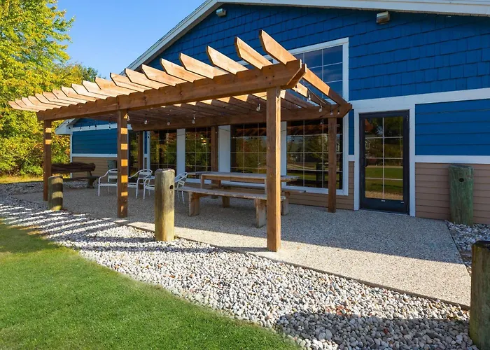 Americinn By Wyndham Douglas/Saugatuck