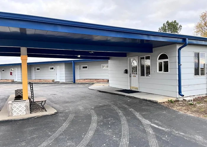 Midway Motel